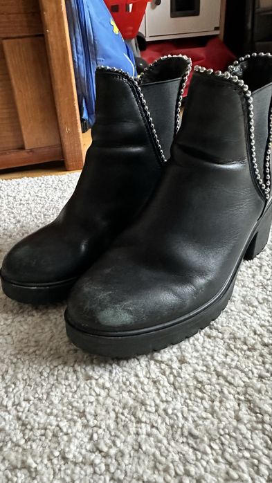 Botas pretas guimaraes