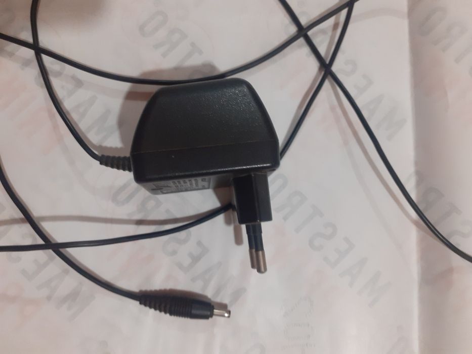 Продам зарядку для Нокиа 3310