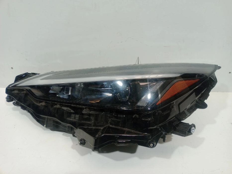 Ótica / farol esquerda LEXUS NX II (_A2_, _H2_)