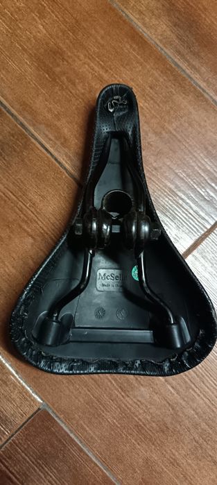 Selim bicicleta McSelle confortável e leve