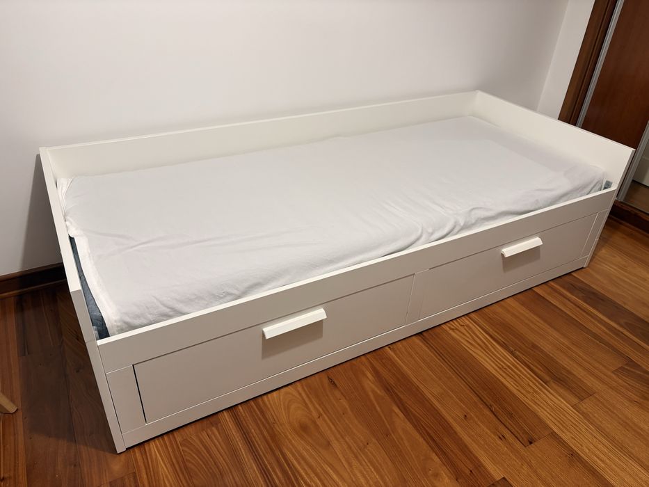 Cama Brimnes IKEA