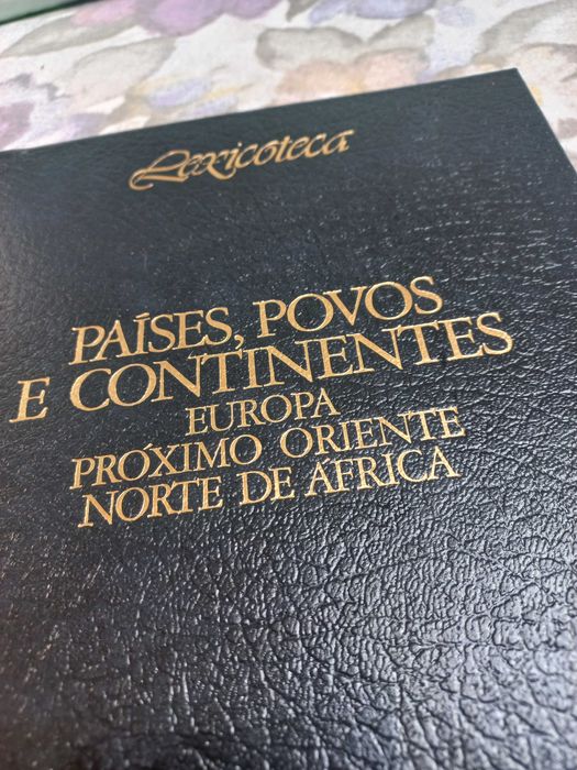 Colecção de 4 livros "Circulo de leitores" Lexicoteca em otimo estado