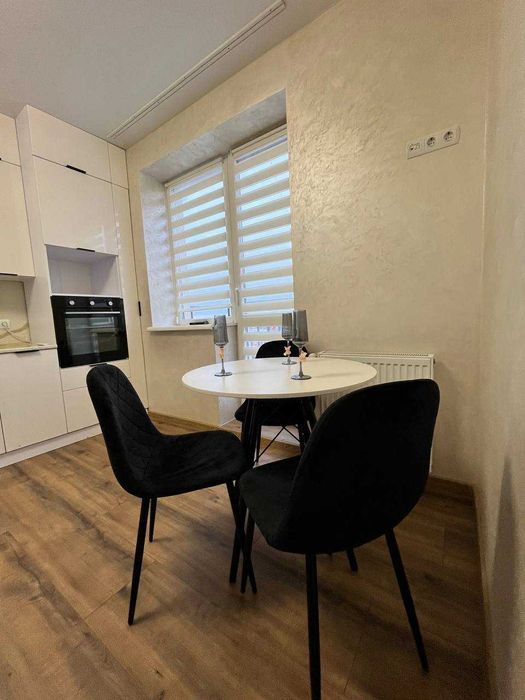 Оренда 2-кім.квартири м. Жовква