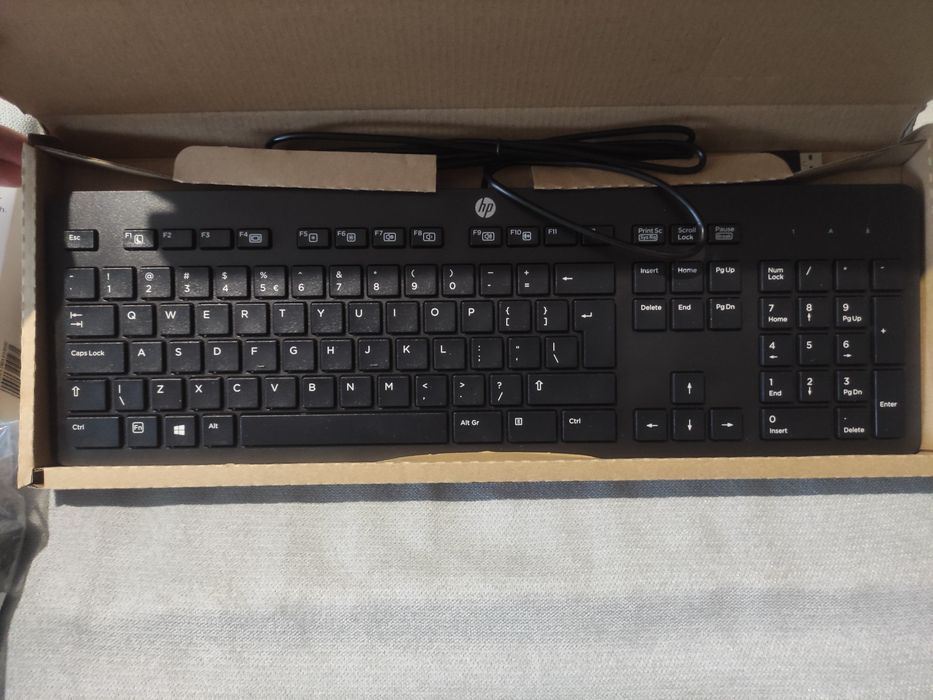 Мишка Logitech в асортименті