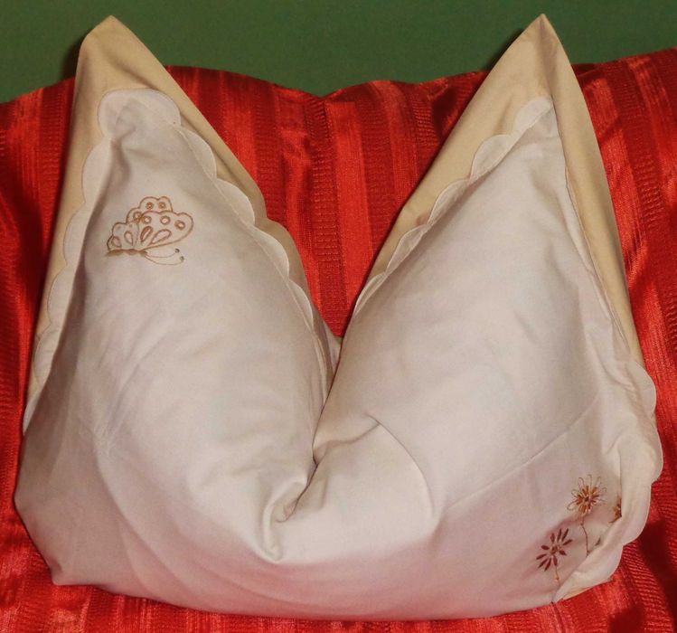 Nowa poszewka dekoracyjna 73cm x 50cm