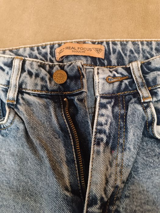 Продам качественные женские джинсы