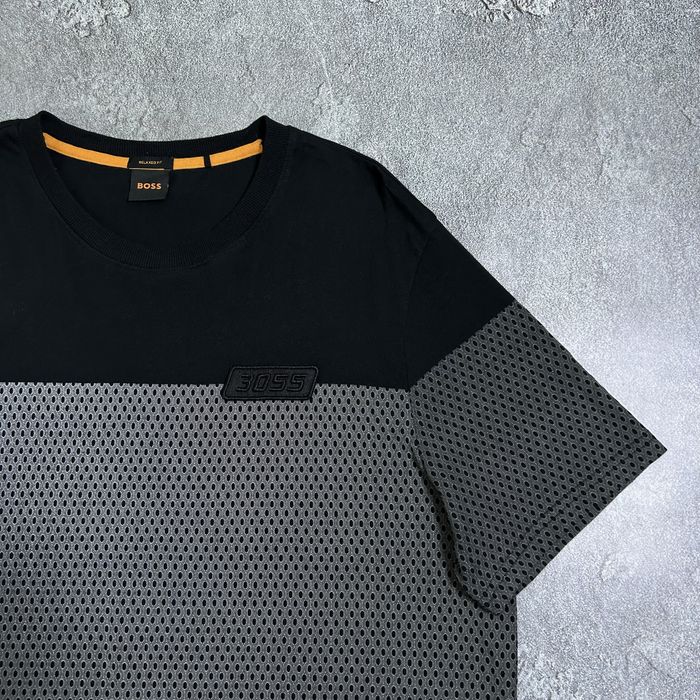 Футболка Hugo Boss XL розмір оригінал дуже хороший стан чорно-сіра преміум