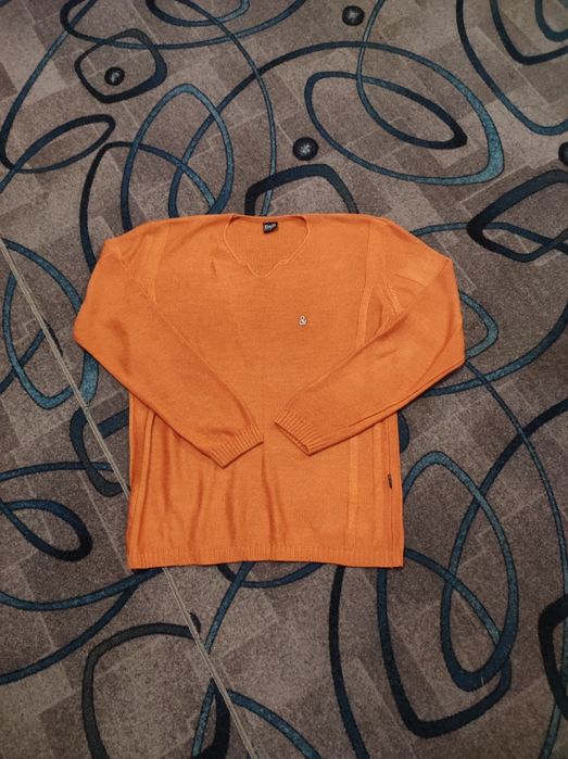 Світер від Dolce Gabbana XL