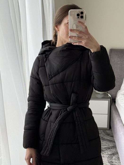 Пуховик жіночий довгий