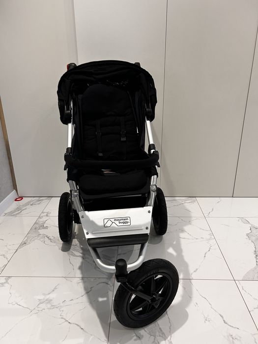 Прогулянковий візок Mountain Buggy Urban Jungle