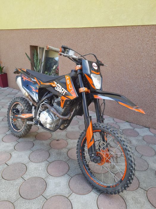 Продам мотоцикл kovi start 250