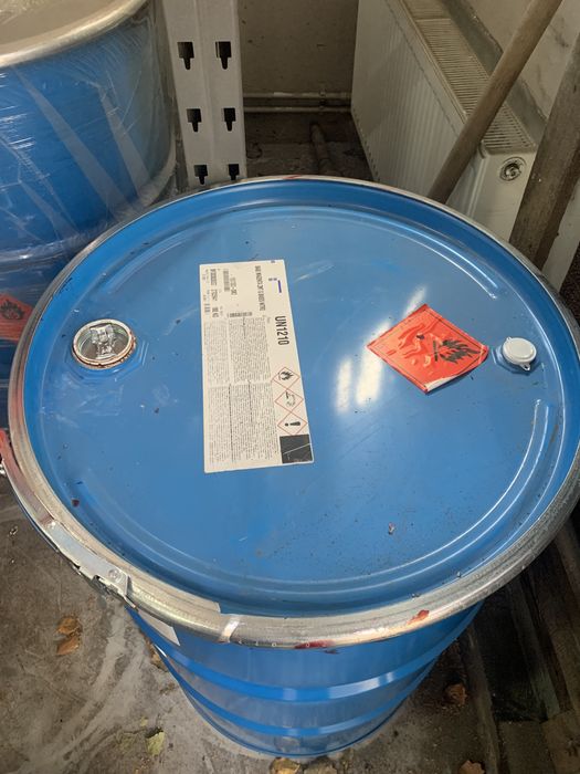 Бочки металеві 200л б/у