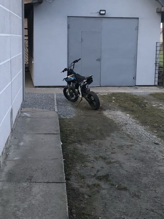 Продам Ycf pilot f125 на мотардах