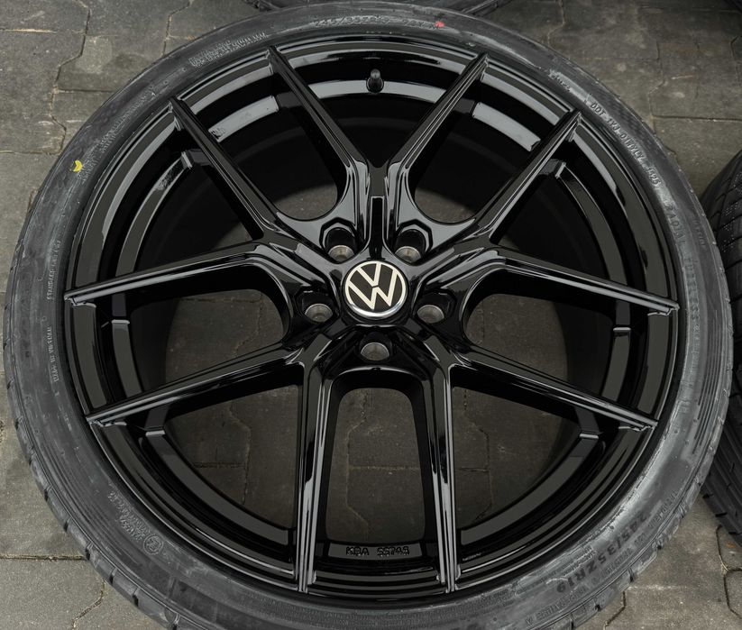 VW ARTEON koła letnie 245/40r19 KUMHO FELGI TOMASON Germany NOWE