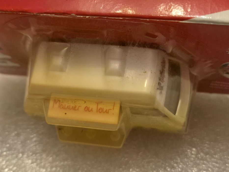 -- > Model Grell - VW Transporter T3