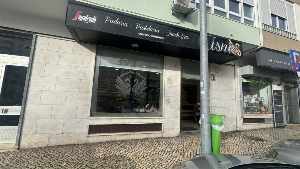 Padaria/Pastelaria para Arrendamento em Casal de São Brás - Amadora