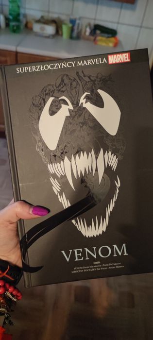 Odbiór osobisty Kolekcja komiksów Superbohaterowie Marvela + Złoczyńcy