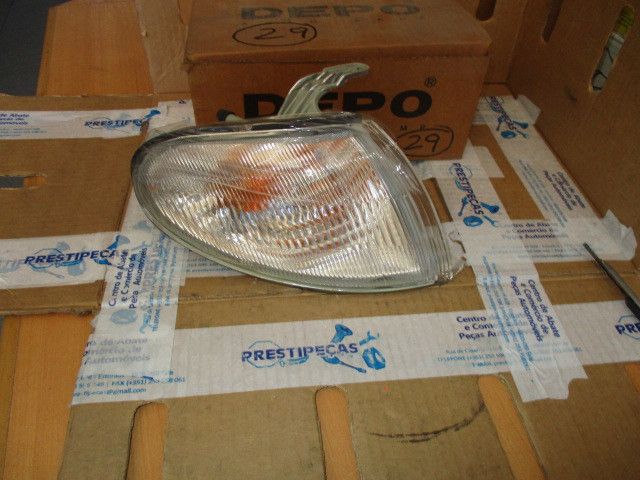 Pisca frente direito HYUNDAI Accent I (X3)