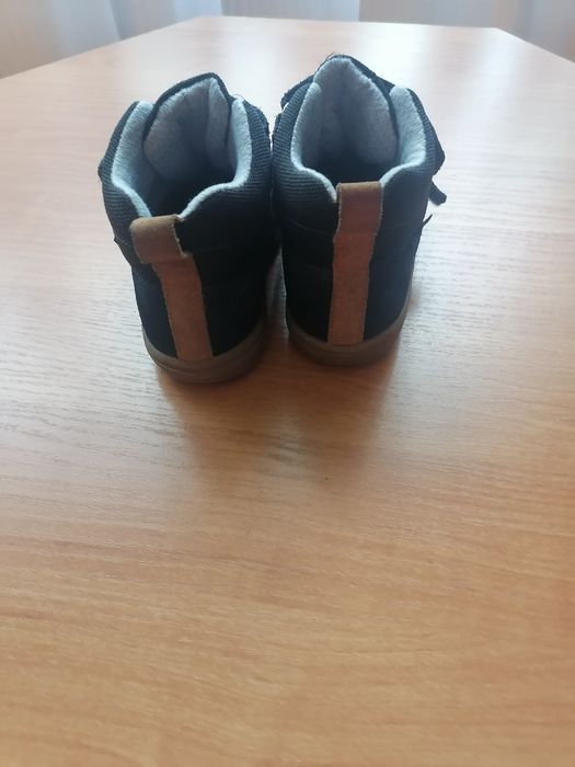 Buty przejściowe mido