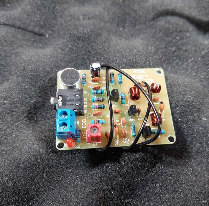 Мікрофон - трансміттер і передавач радио микрофон на ФМ частотах (3в1)