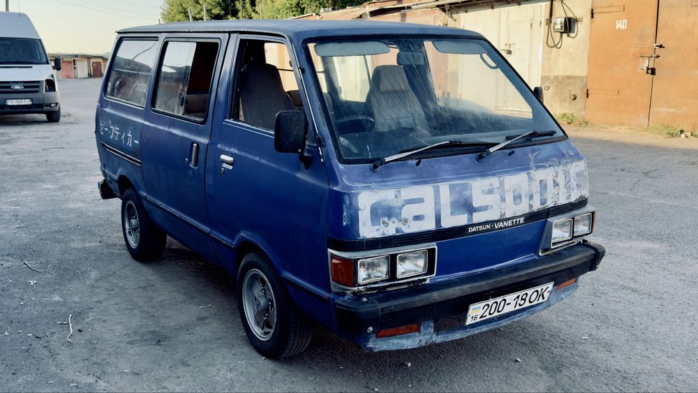 Nissan Vanette c122