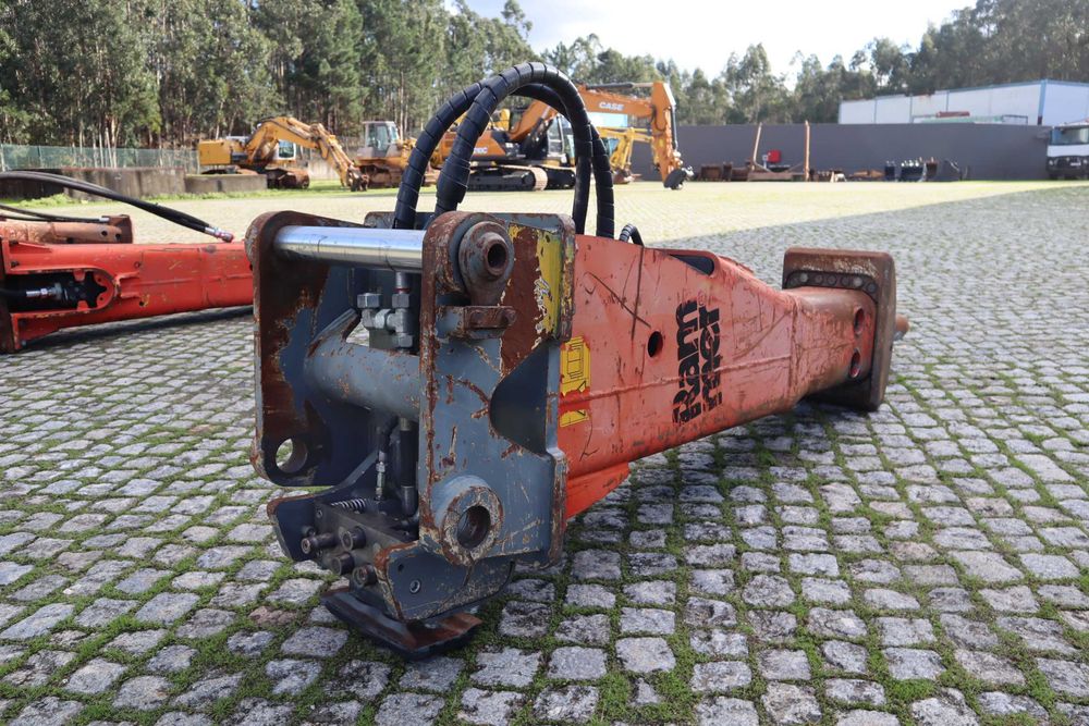 Rammer M14 1380 kg 18–24 t martelo hidráulico