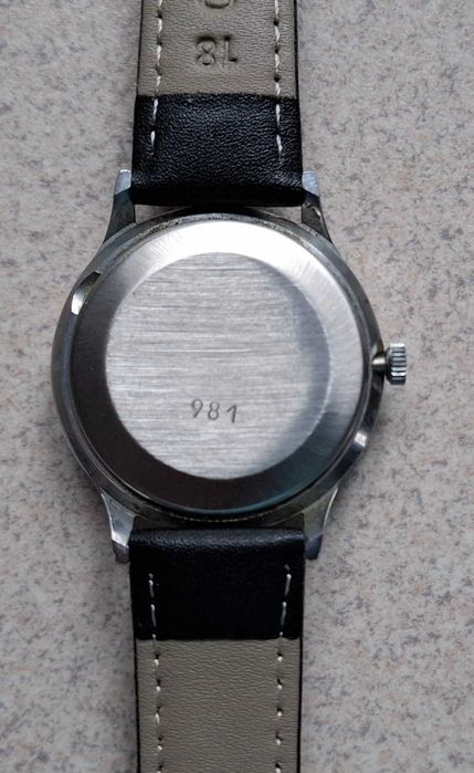 Zegarek mechaniczny "Slava"