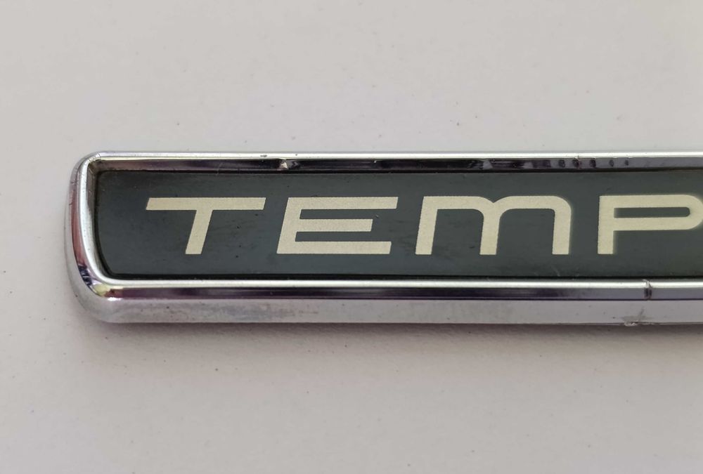 Napis emblemat Pontiac  Tempest znaczek