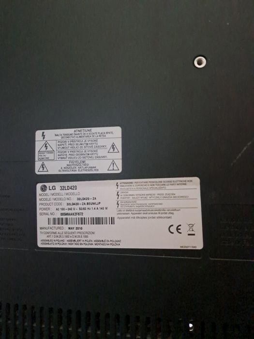 Televisão LG com comando e base
