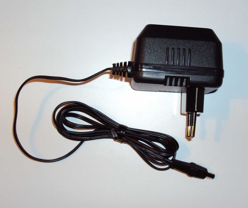 Блок живлення (адаптер) AC: 100...240В/DC: 5, 7, 9, 12, 24В