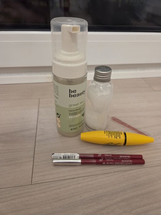 Nieuzywane Maybelline, the body shop tusz, mgiełka, olejek kokosowy