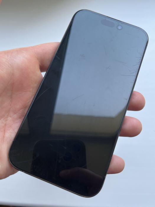 Iphone 15 pro 128 gb•Айфон 15 про 128 гб.
