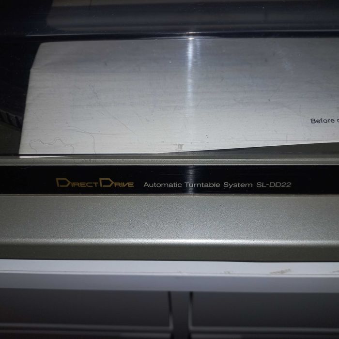 Gramofon Technics SL-DD22