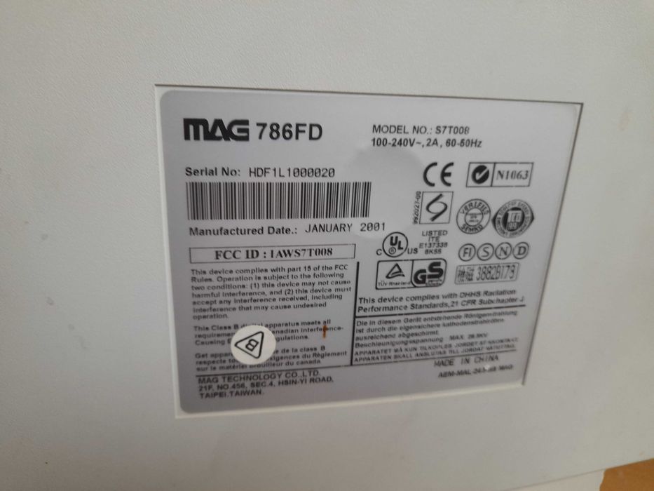 Monitor CRT Kineskopowy Mag Trinitron 17"