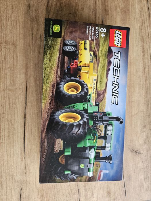 LEGO Technic Traktor John Deere 9620R 4WD 42136