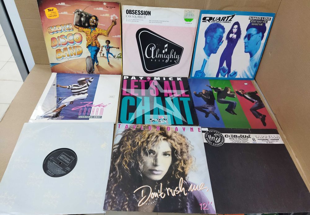 Vinil. Lote 48 Maxis Eletrônica, Techno, House, Italo disco.