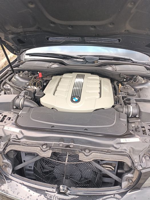 Продаю BMW 745D,седан преставительского класса