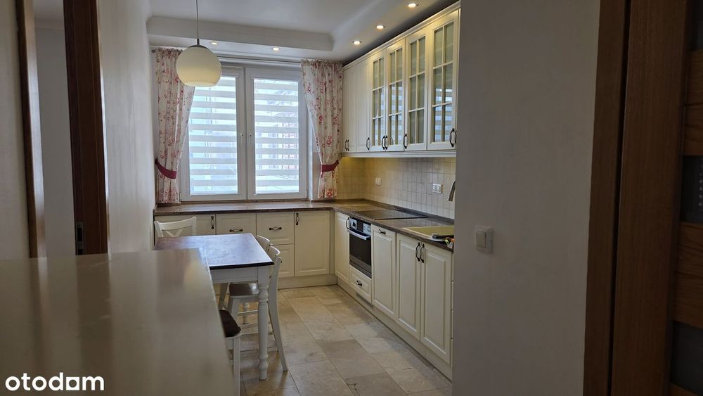 3 pokoje 66 m² garaż balkon winda