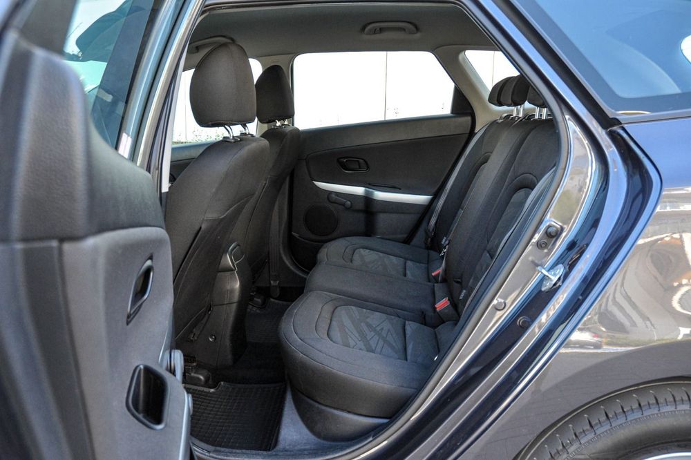 Kia Ceed Salon PL