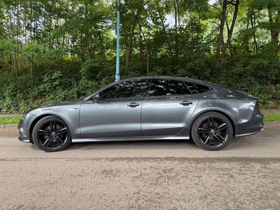 Audi A7 Sportback Stan bardzo dobry. Gotowy do jazdy. Polecam ! Wymieniony rozrząd !