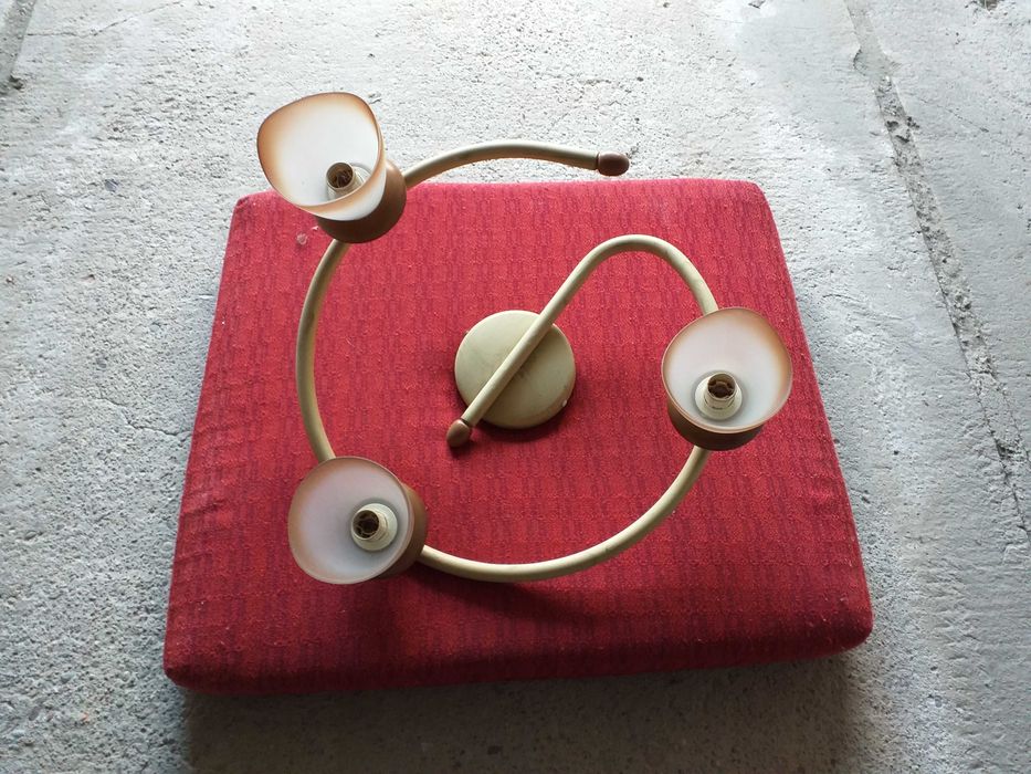 komplet oświetlenia