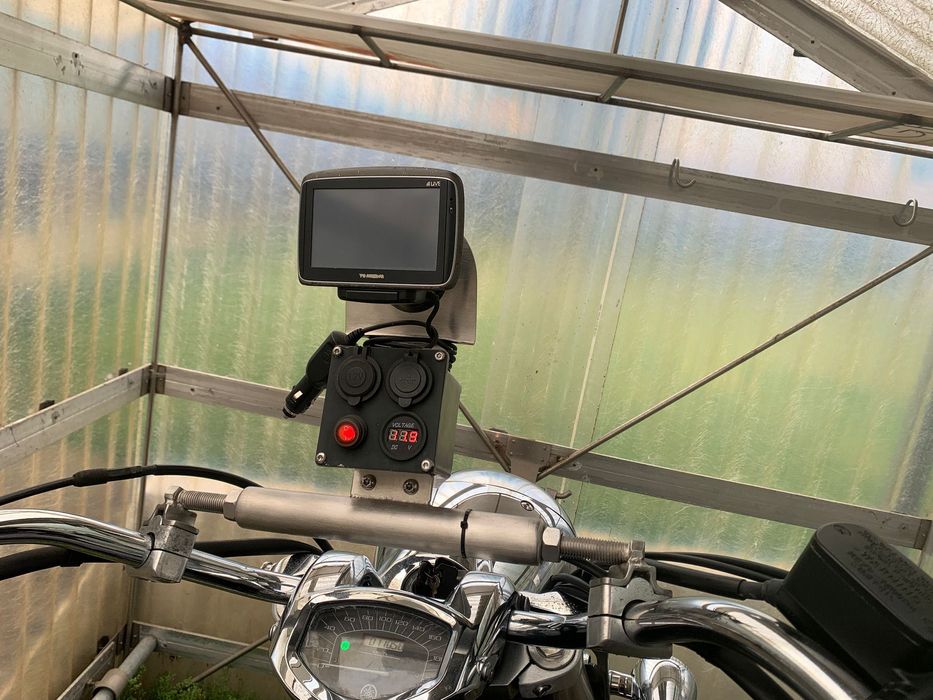 Yamaha XVS 1300 Midnight Star - 11.000 Km com extras