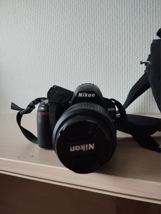 фотоапарат Nikon D3100