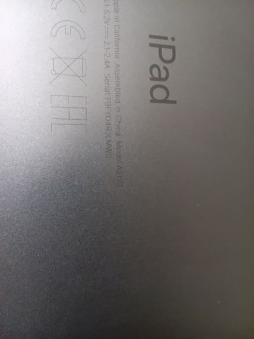 Ipad A2123 11,4 (7 покоління).64 ГБ.  Битий сенсор, заблокований.