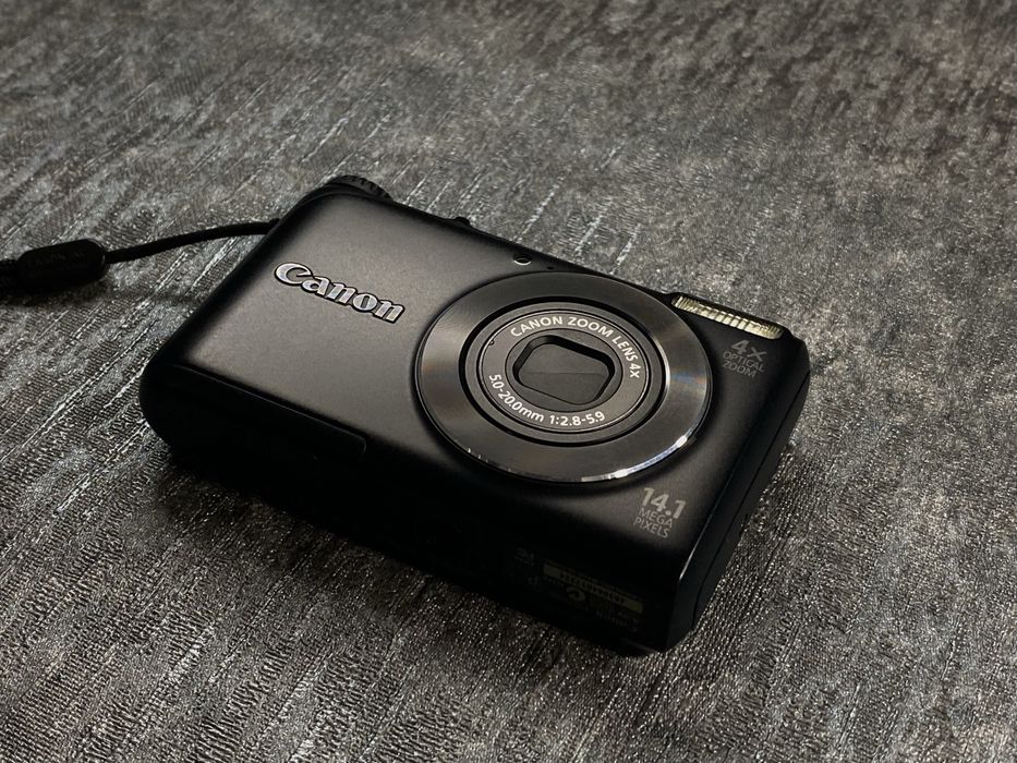 Canon PowerShot A2200 HD ідеальний стан