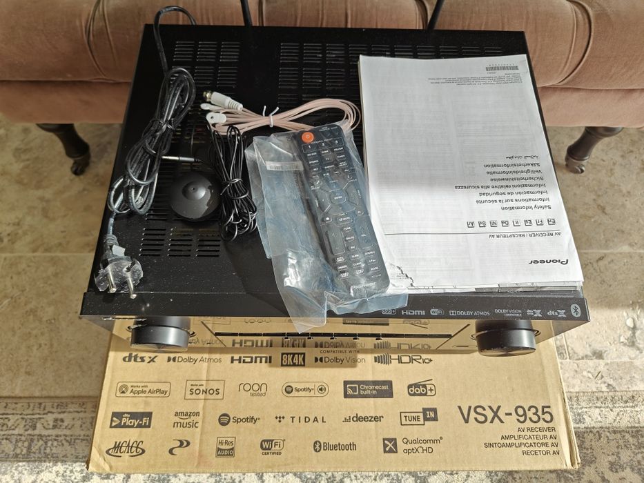 Amplituner Pioneer VSX-935 Atmos 8K  7.2 kino domowe