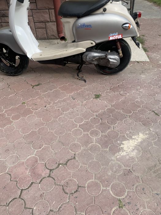 Продам скутер ямаха віно 2т їде бодро