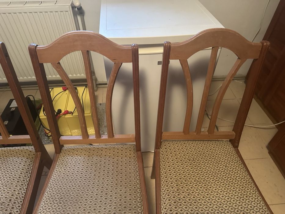 Стільці деревʼяні, 4 штуки