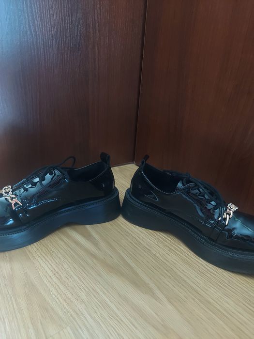 Лаковані лофери 37р.