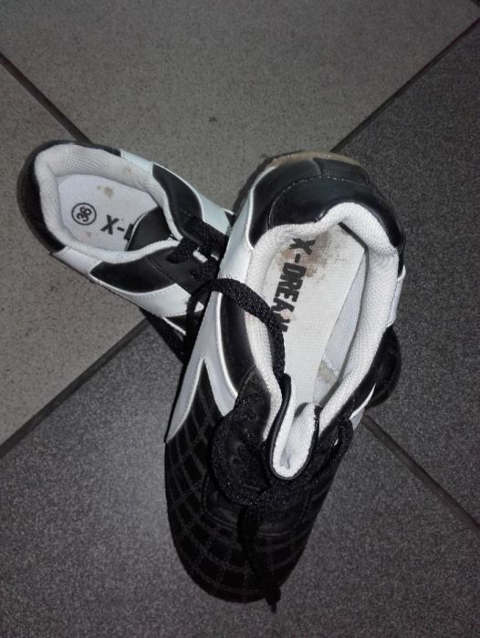 Buty sportowe czarne